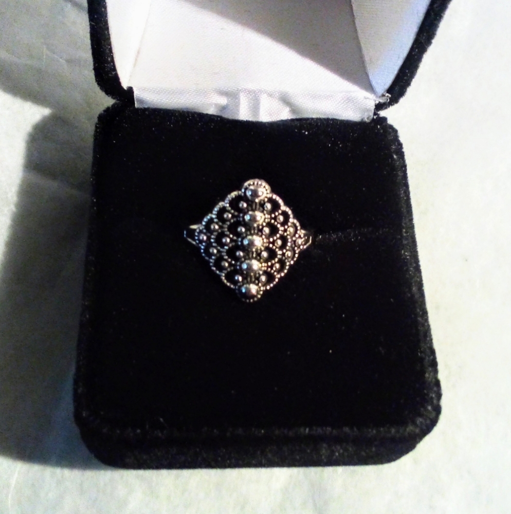 Art Deco Ring NEW Durable Silver Tone New